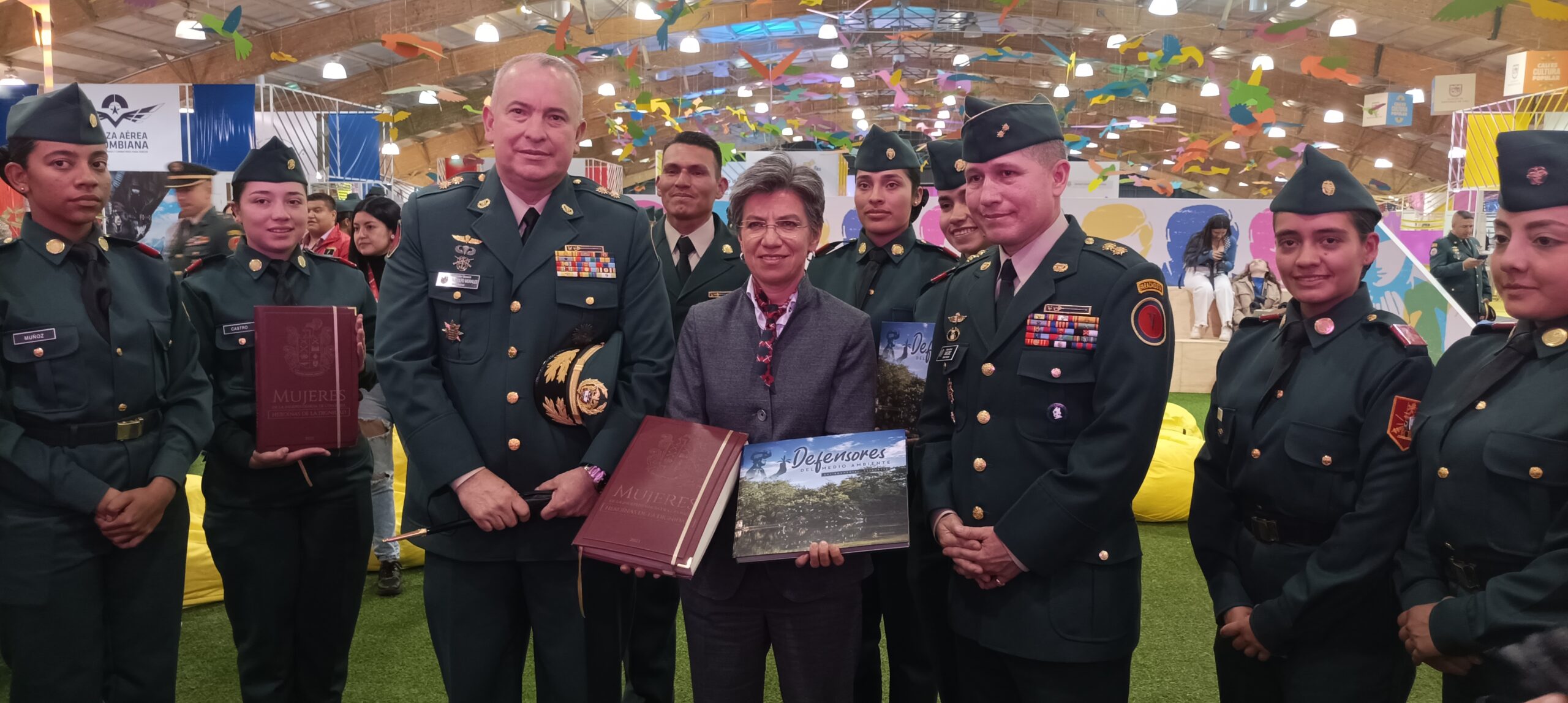 La Quinta Divisi N Del Ej Rcito Nacional Hace El Lanzamiento De Dos